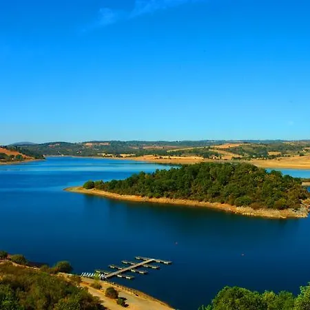 Parque de Campismo Monte Do Azibo Glamping Podence