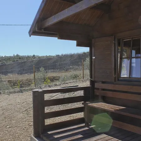 Monte Do Azibo Glamping Kamp alanı