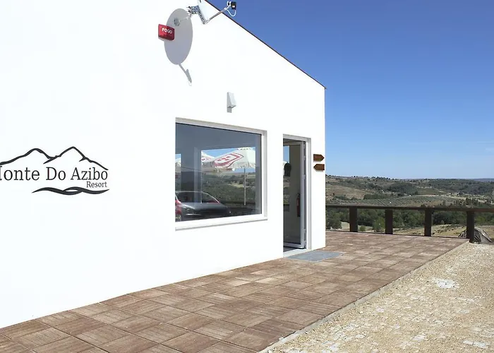 Monte Do Azibo Glamping 캠프장